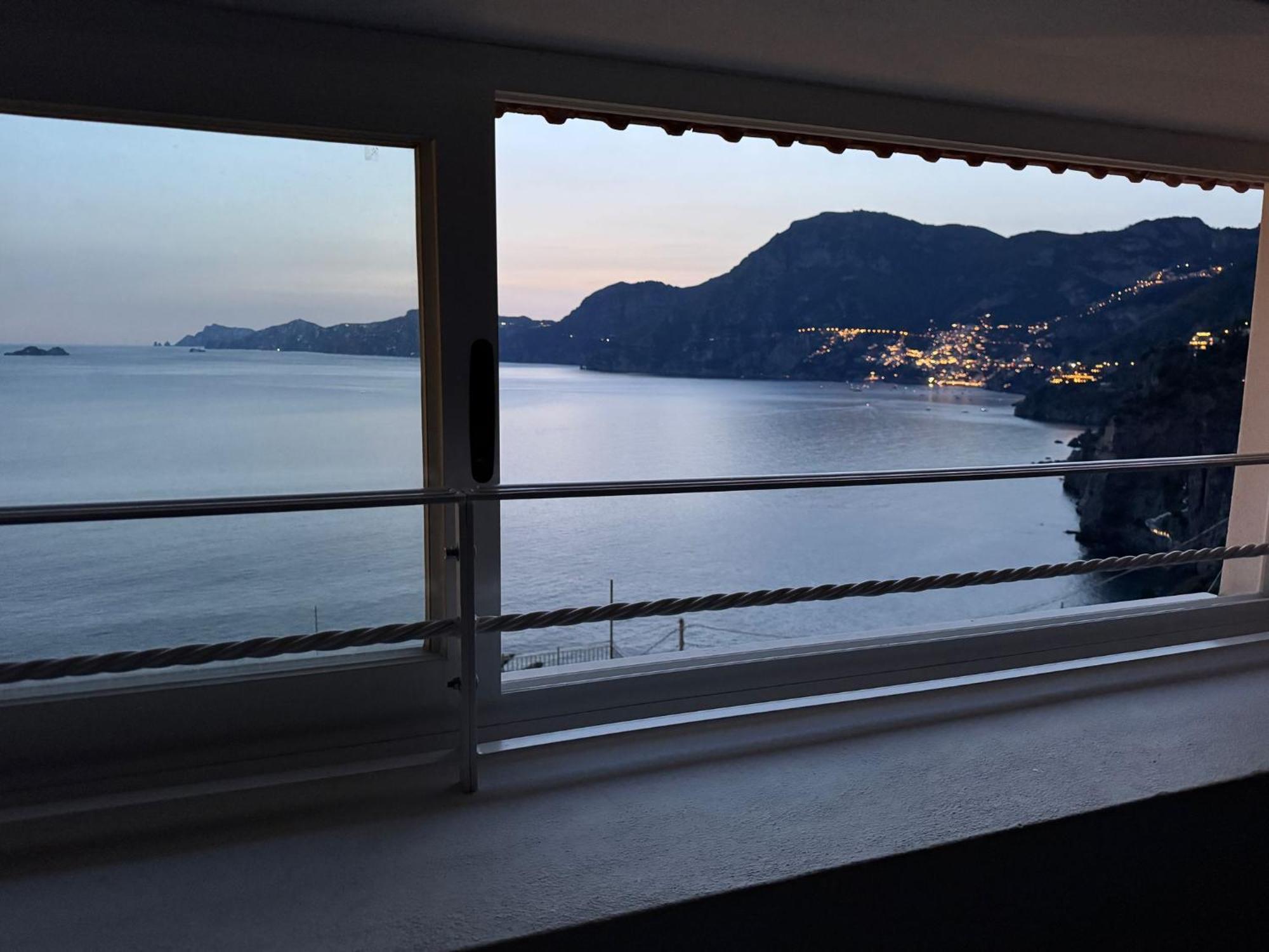 Ferienwohnung La Mansarda Praiano Exterior foto